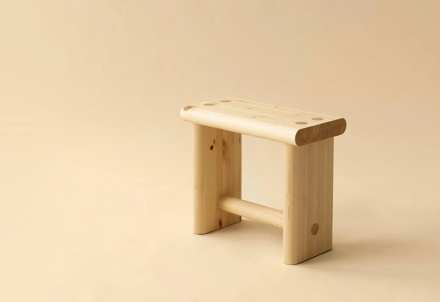 002 Ast Stool