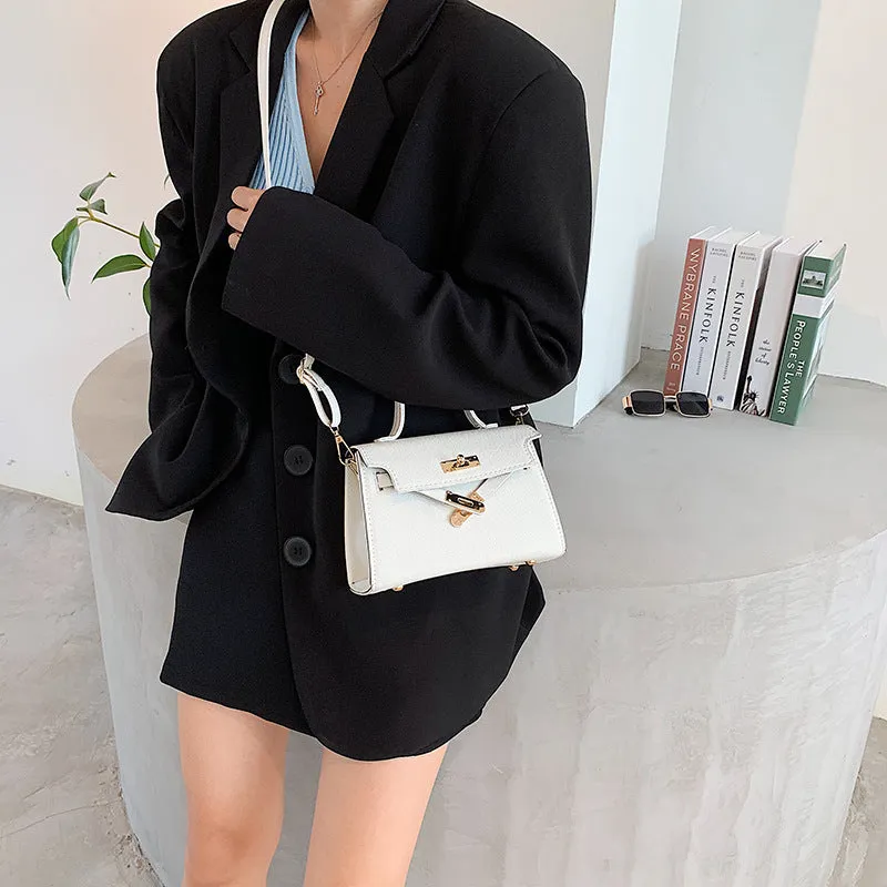 DUNNMALL Wholesale New Small Bag Women's Bag 2020 Popular New Trendy Versatile Handheld Shoulder Bag Fashion Crossbody Kelly Bag