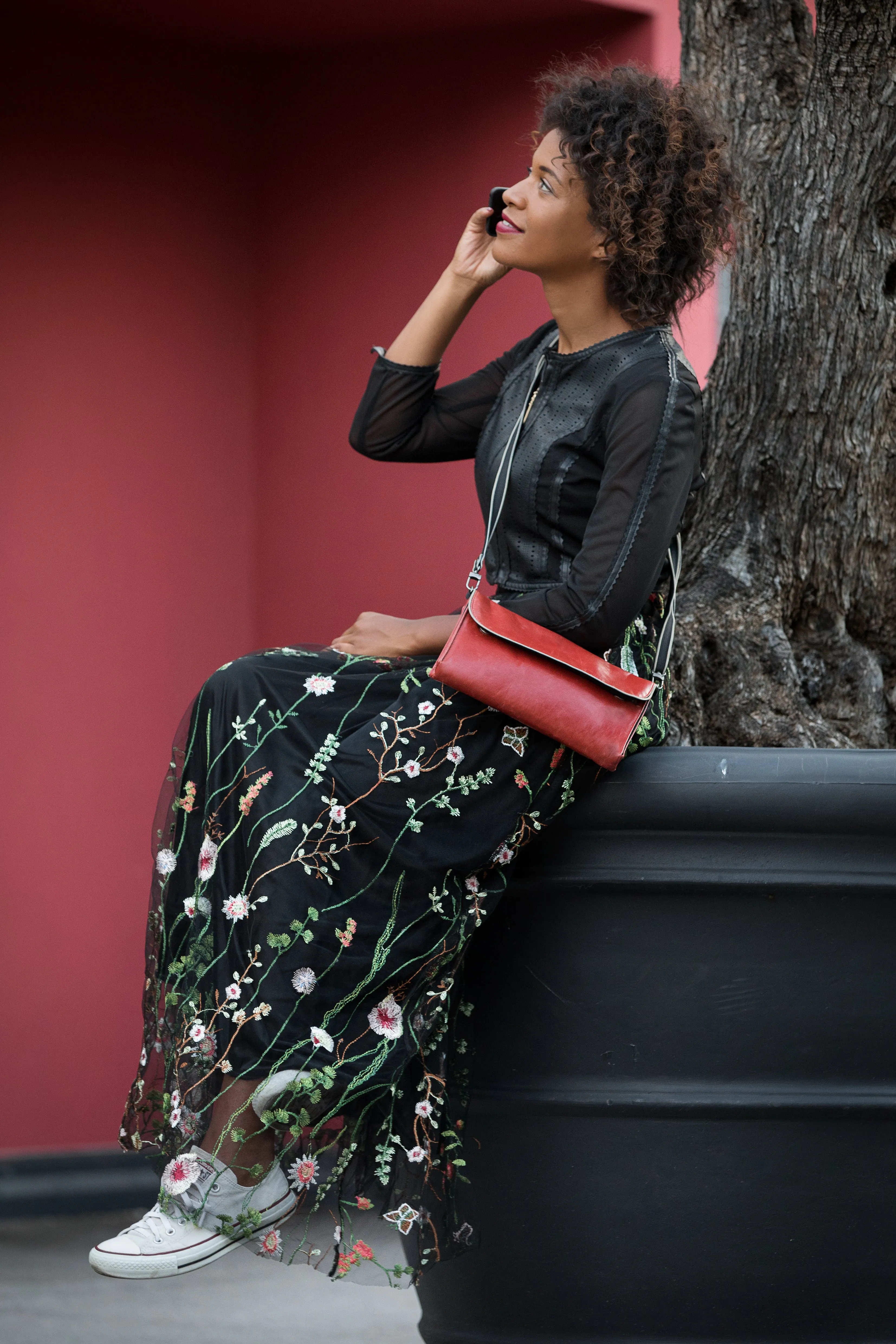 IKI Instinct Crossbody Bag | Sustainable, Stylish, and Versatile | Made from 100% Recycled Content