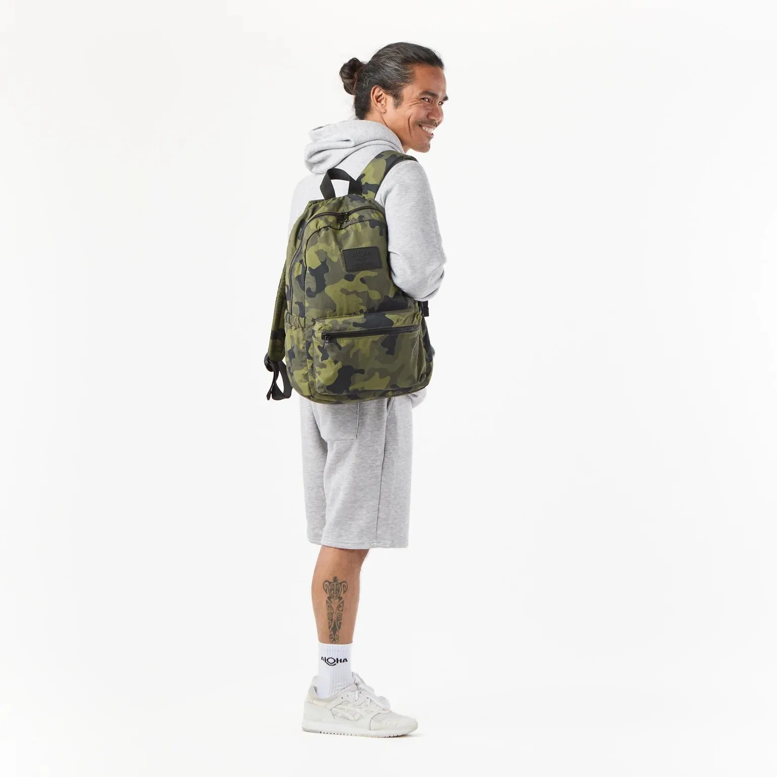 Keep It Light Backpack / Camo Hunter on Olive